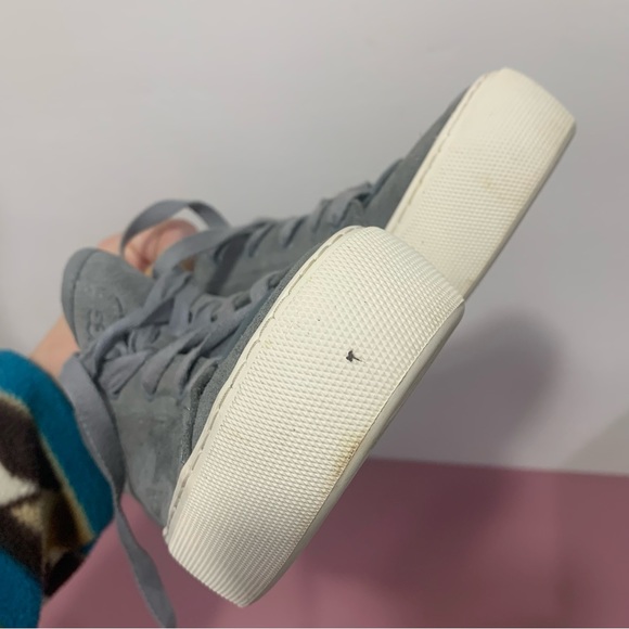 UGG Grey Suede Lace Up Platform Sneakers. Size 5 - Picture 9 of 10